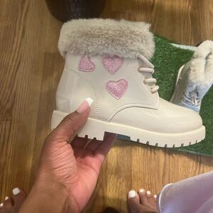 Kids Cream Winter Boots